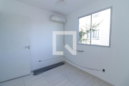 Quarto 2 de apartamento para alugar com 2 quartos, 46m² em Bangu, Rio de Janeiro