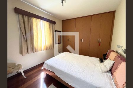 Quarto de casa à venda com 3 quartos, 239m² em Parque Peruche, São Paulo