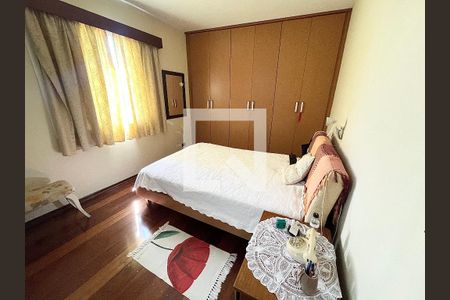 Quarto de casa à venda com 3 quartos, 239m² em Parque Peruche, São Paulo