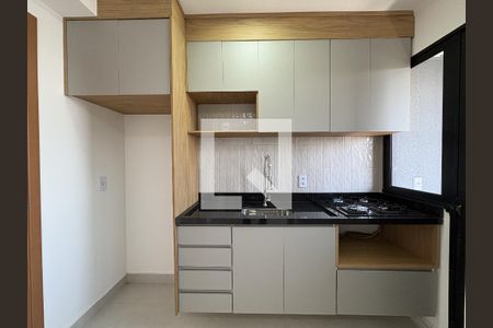 Cozinha de apartamento para alugar com 2 quartos, 35m² em Jardim Oriental, São Paulo