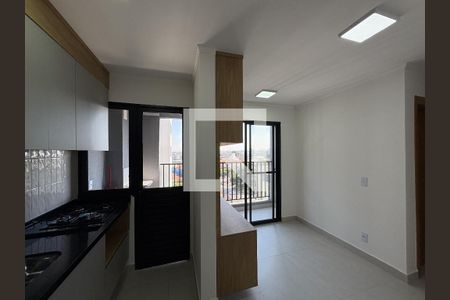 Sala/Cozinha de apartamento para alugar com 2 quartos, 35m² em Jardim Oriental, São Paulo