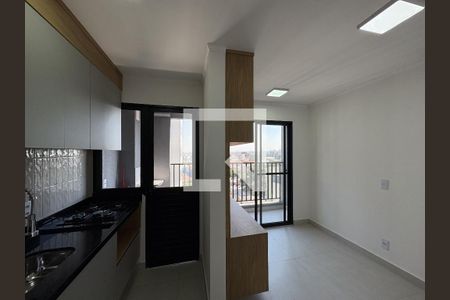 Sala/Cozinha de apartamento para alugar com 2 quartos, 35m² em Jardim Oriental, São Paulo