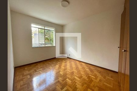 Sala de apartamento para alugar com 3 quartos, 92m² em Santo Antônio, Belo Horizonte