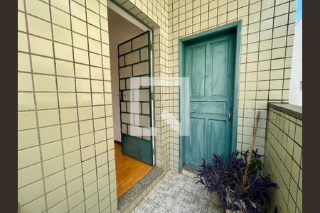 Sala de apartamento para alugar com 3 quartos, 92m² em Santo Antônio, Belo Horizonte