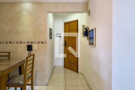Hall de apartamento para alugar com 3 quartos, 109m² em Maracanã, Praia Grande