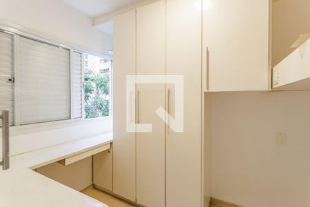 Quarto 1 de apartamento para alugar com 2 quartos, 63m² em Moema, São Paulo
