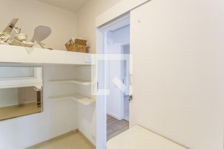 Quarto 1 de apartamento para alugar com 2 quartos, 63m² em Moema, São Paulo