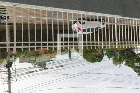 Casa à venda com 3 quartos, 360m² em Planalto, Belo Horizonte