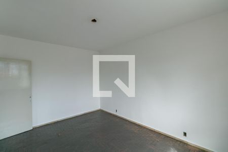 Casa à venda com 3 quartos, 360m² em Planalto, Belo Horizonte