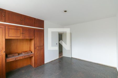 Casa à venda com 3 quartos, 360m² em Planalto, Belo Horizonte