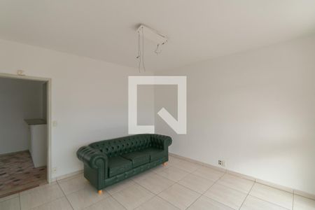 Casa à venda com 3 quartos, 360m² em Planalto, Belo Horizonte