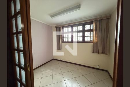 Casa para alugar com 4 quartos, 230m² em Jardim Dom Bosco, Campinas