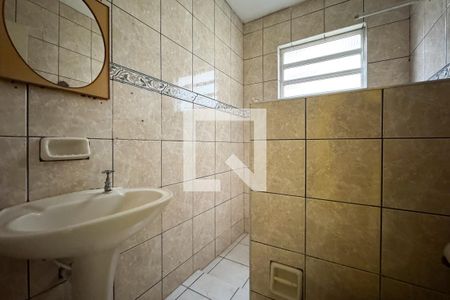 Banheiro Social de casa para alugar com 1 quarto, 50m² em Alvarenga, São Bernardo do Campo