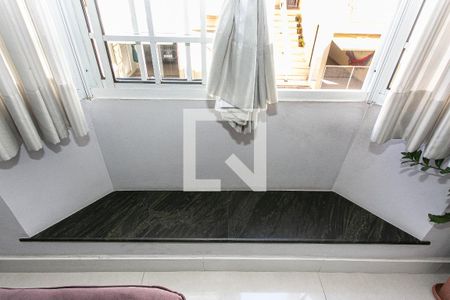 Sala de casa de condomínio à venda com 3 quartos, 135m² em Vila Aricanduva, São Paulo