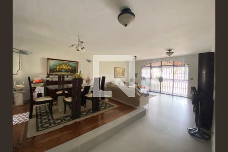 Casa à venda com 5 quartos, 1240m² em Água Santa, Rio de Janeiro