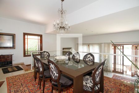 Sala de Jantar de casa à venda com 4 quartos, 300m² em Vila Madalena, São Paulo