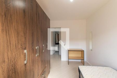 Quarto 1 de apartamento para alugar com 3 quartos, 90m² em Novo Mundo, Curitiba