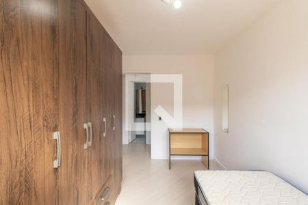 Quarto 1 de apartamento para alugar com 3 quartos, 90m² em Novo Mundo, Curitiba