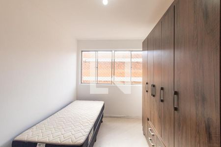 Quarto 1 de apartamento para alugar com 3 quartos, 90m² em Novo Mundo, Curitiba