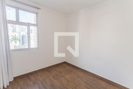 Suíte de apartamento para alugar com 1 quarto, 45m² em Funcionários, Belo Horizonte
