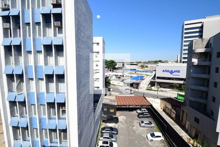 Sala - Vista de apartamento para alugar com 1 quarto, 66m² em Centro, Campinas