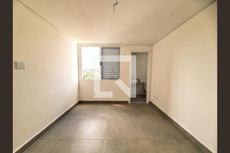 Apartamento à venda com 2 quartos, 127m² em Esplanada, Belo Horizonte