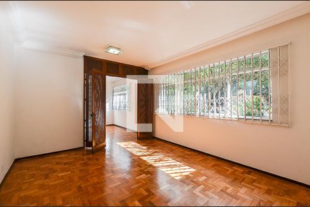Sala de Estar de apartamento para alugar com 3 quartos, 123m² em Santa Efigênia, Belo Horizonte