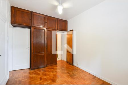 Suíte de apartamento para alugar com 3 quartos, 123m² em Santa Efigênia, Belo Horizonte