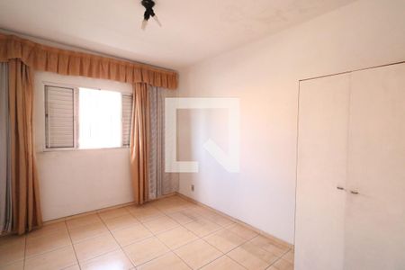 Quarto 2 de casa à venda com 3 quartos, 300m² em Centro, Diadema
