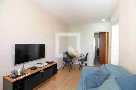 Sala de Estar e Jantar de apartamento para alugar com 2 quartos, 47m² em Cerqueira César, São Paulo