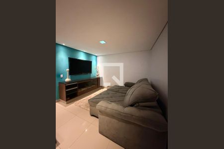 Sala de casa para alugar com 4 quartos, 300m² em Rio Bonito, São Paulo