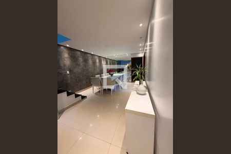 Sala de casa para alugar com 4 quartos, 300m² em Rio Bonito, São Paulo