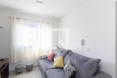 Sala/Cozinha de apartamento à venda com 2 quartos, 75m² em Vila Carmosina, São Paulo