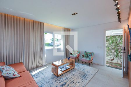 Sala de casa à venda com 4 quartos, 205m² em Capela do Socorro, São Paulo