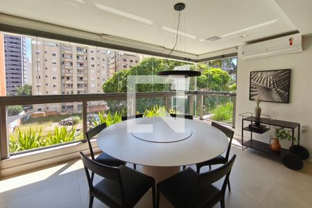 Sala de Jantar de apartamento para alugar com 2 quartos, 127m² em Centro, Campinas
