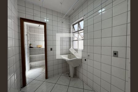 Banheiro  de apartamento à venda com 3 quartos, 87m² em Manacás, Belo Horizonte