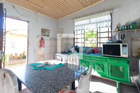 Sala/Cozinha de casa à venda com 1 quarto, 250m² em Tristeza, Porto Alegre