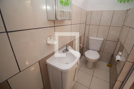 Banheiro de casa para alugar com 1 quarto, 50m² em Jardim Vista Linda, São Paulo