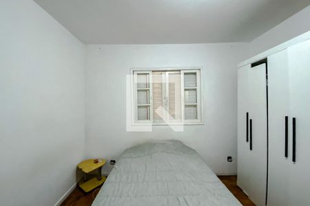 Quarto de casa à venda com 5 quartos, 290m² em Vila Bertioga, São Paulo