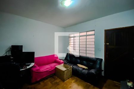 Sala de casa à venda com 5 quartos, 290m² em Vila Bertioga, São Paulo
