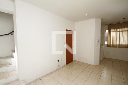 Sala de apartamento para alugar com 2 quartos, 108m² em Vila Amaral, Belo Horizonte