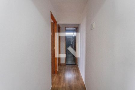 Corredor  de apartamento à venda com 2 quartos, 72m² em Jardim Prudência, Diadema