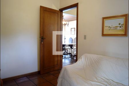 Sala de leitura de casa à venda com 4 quartos, 336m² em Vila Madalena, São Paulo