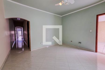 Casa à venda com 4 quartos, 198m² em Vila Camilópolis, Santo André