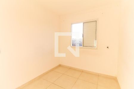 Quarto 1 de apartamento para alugar com 2 quartos, 43m² em Jardim Nélia, Ferraz de Vasconcelos