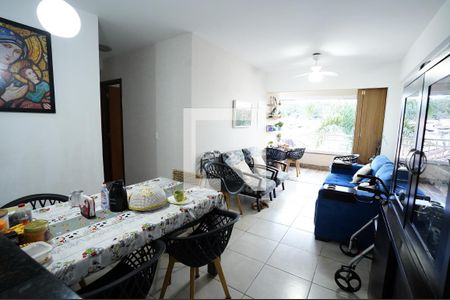 Apartamento para alugar com 2 quartos, 70m² em Chácaras Alto da Glória, Goiânia