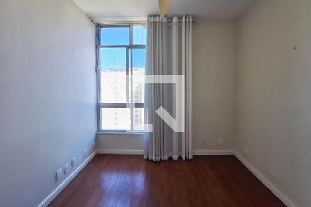 Quarto 1 de apartamento para alugar com 3 quartos, 136m² em Icaraí, Niterói