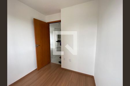 Apartamento para alugar com 2 quartos, 40m² em Del Castilho, Rio de Janeiro