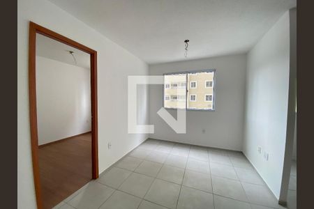 Apartamento para alugar com 2 quartos, 40m² em Del Castilho, Rio de Janeiro