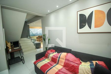 Sala de TV de apartamento à venda com 2 quartos, 228m² em Centro, Santo André